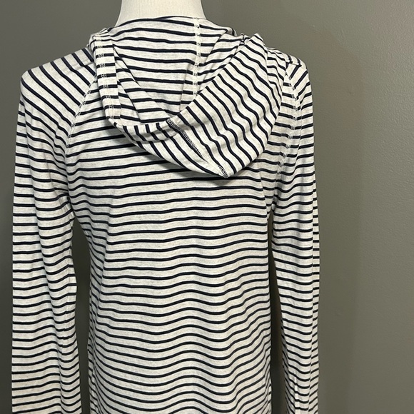 J.Crew women’s size large, long sleeve striped shirt with hood - Picture 4 of 8